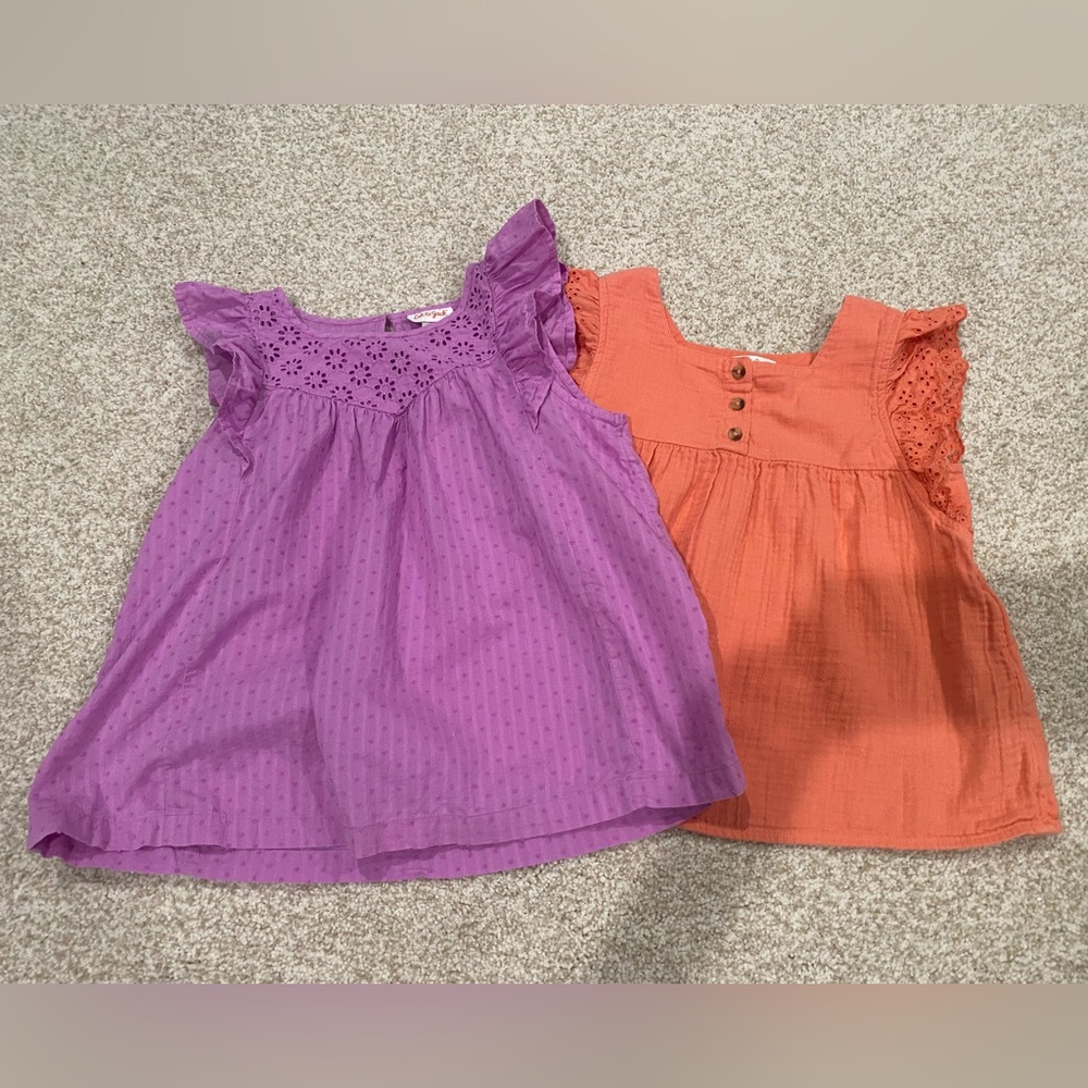 Set of 2 Sleeveless Blouses